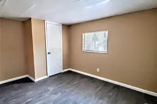 886 Queenswood, Montgomery, TX 77316 - Photo 6