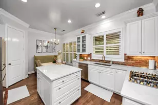 6302 Hermann Lake Dr, Houston, TX 77021 - Photo 16