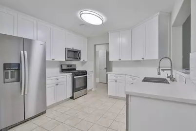 1110 Lasso Court, Alvin, TX 77511 - Photo 6