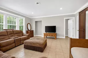 7351 Brace St, Houston, TX 77061 - Photo 32