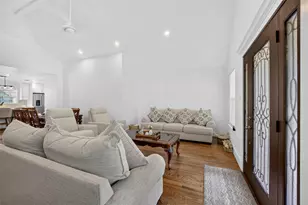 7351 Brace St, Houston, TX 77061 - Photo 6