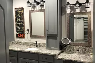 12403 Emerald Ln, Mont Belvieu, TX 77535 - Photo 32