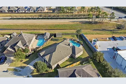 12403 Emerald Lane, Mont Belvieu, TX 77535 - Photo 48