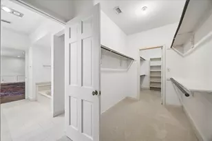 1422 Nantucket Dr, Houston, TX 77057 - Photo 16