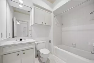 1422 Nantucket Dr, Houston, TX 77057 - Photo 20