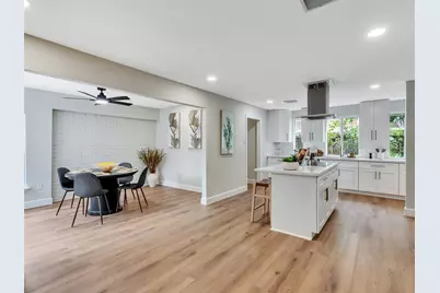 1023 Cragmore Drive, Seabrook, TX 77586 - Photo 6