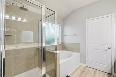 13914 Winthorpe Court, Houston, TX 77047 - Photo 16