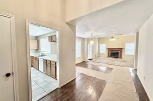 16827 Ashbridge Ct, Spring, TX 77379 - Photo 4