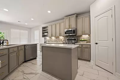 270 Redwood Canyon Trail, Conroe, TX 77301 - Photo 14