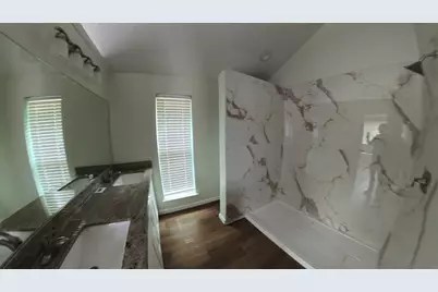 1002 Glen Valley Drive, Humble, TX 77338 - Photo 12