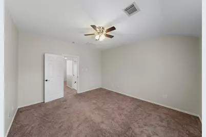 157 E Summerhaze Circle, The Woodlands, TX 77382 - Photo 20