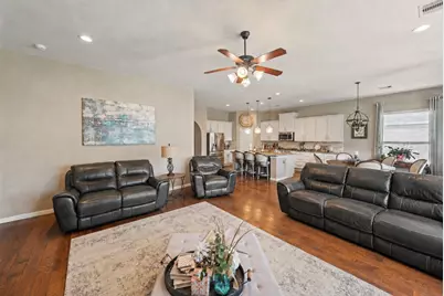 8126 Threadtail Street, Conroe, TX 77385 - Photo 10