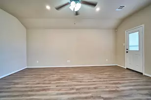 5622 Armillary Dr, Katy, TX 77449 - Photo 6