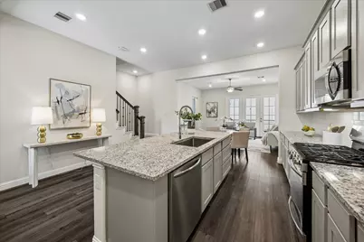 11004 Mikula Drive, Houston, TX 77043 - Photo 16