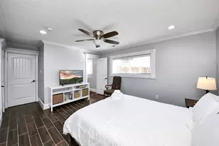 8607 Shadow Crest St, Houston, TX 77074 - Photo 14