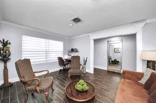 8607 Shadow Crest St, Houston, TX 77074 - Photo 8