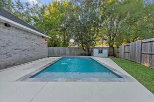 4529 Williamhurst Ln, League City, TX 77573 - Photo 4