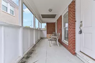 4909 Travis Dr, Galveston, TX 77551 - Photo 4