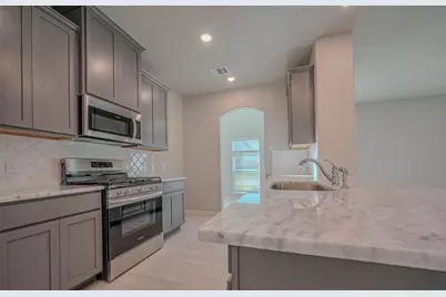 8055 Antalya Street, Montgomery, TX 77316 - Photo 4