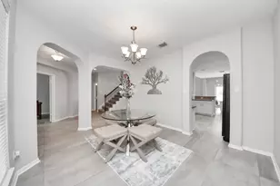 13710 Breezy Meadow Ct, Houston, TX 77044 - Photo 12