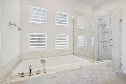 1243 W 15th 1/2 Street, Houston, TX 77008 - Photo 16