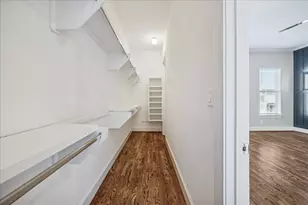 1243 W 15th 1/2 St, Houston, TX 77008 - Photo 14