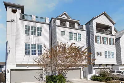 1243 W 15th 1/2 Street, Houston, TX 77008 - Photo 1