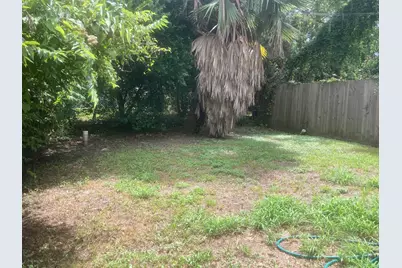 1915 Ursuline Street, Galveston, TX 77550 - Photo 12