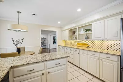 5656 Piping Rock Lane, Houston, TX 77056 - Photo 14