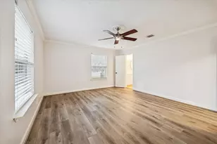4718 Blanton Blvd, Houston, TX 77092 - Photo 16
