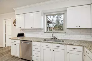4718 Blanton Blvd, Houston, TX 77092 - Photo 14