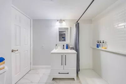 2519 Lazy Lake Drive, Houston, TX 77058 - Photo 14