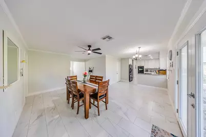 2519 Lazy Lake Drive, Houston, TX 77058 - Photo 10