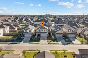 4203 W Bayou Maison Cir, Dickinson, TX 77539 - Photo 1