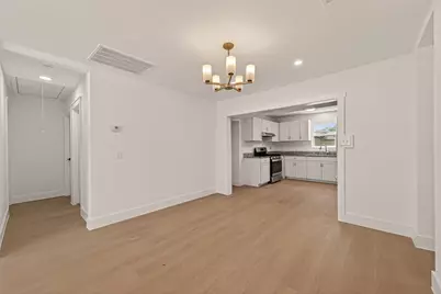 3209 McCrarey Drive, Houston, TX 77088 - Photo 12