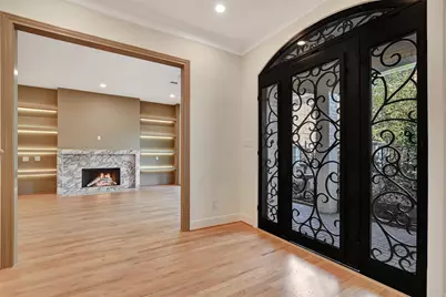 74 Briar Hollow Lane, Houston, TX 77027 - Photo 10