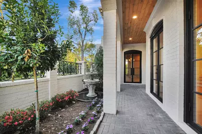 74 Briar Hollow Lane, Houston, TX 77027 - Photo 6