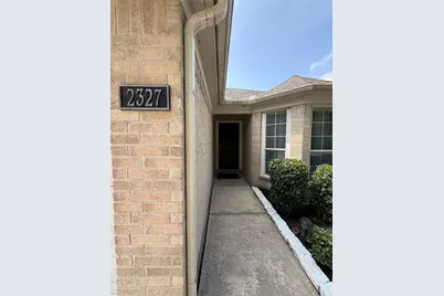 2327 Kylie Court, Spring, TX 77386 - Photo 2