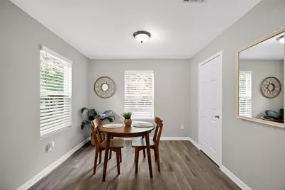 5233 Higgins Street, Houston, TX 77033 - Photo 8