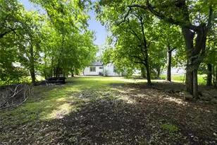 5233 Higgins St, Houston, TX 77033 - Photo 22