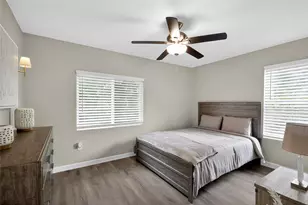 5233 Higgins St, Houston, TX 77033 - Photo 16