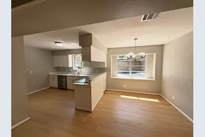 9814 Foxrun Court, Houston, TX 77080 - Photo 12