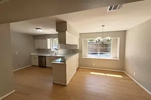 9814 Foxrun Ct, Houston, TX 77080 - Photo 12