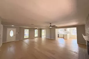 9814 Foxrun Ct, Houston, TX 77080 - Photo 4
