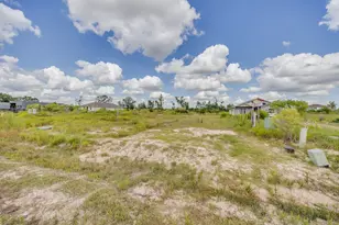 65 Rd 5215, Cleveland, TX 77327 - Photo 1