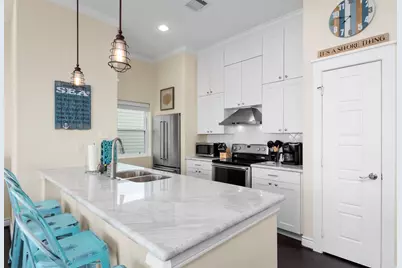 11446 Sea Butterfly, Galveston, TX 77554 - Photo 12