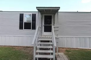 135 Geerts St, Trinity, TX 75862 - Photo 2