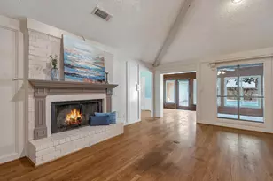 1015 Woodhorn Dr, Houston, TX 77062 - Photo 18