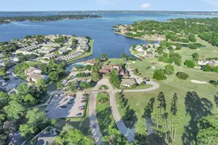 139 April Waters Dr N, Conroe, TX 77356 - Photo 42