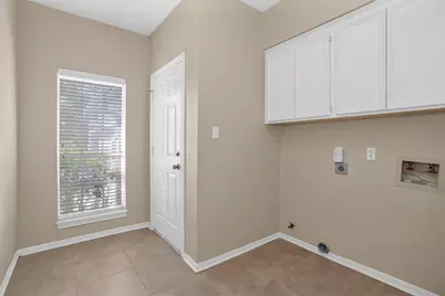 139 April Waters Drive N, Conroe, TX 77356 - Photo 32